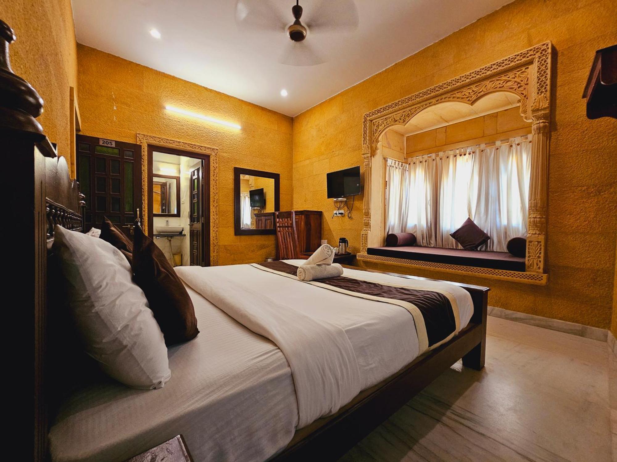 Hotel Royal Джайсалмер Екстериор снимка