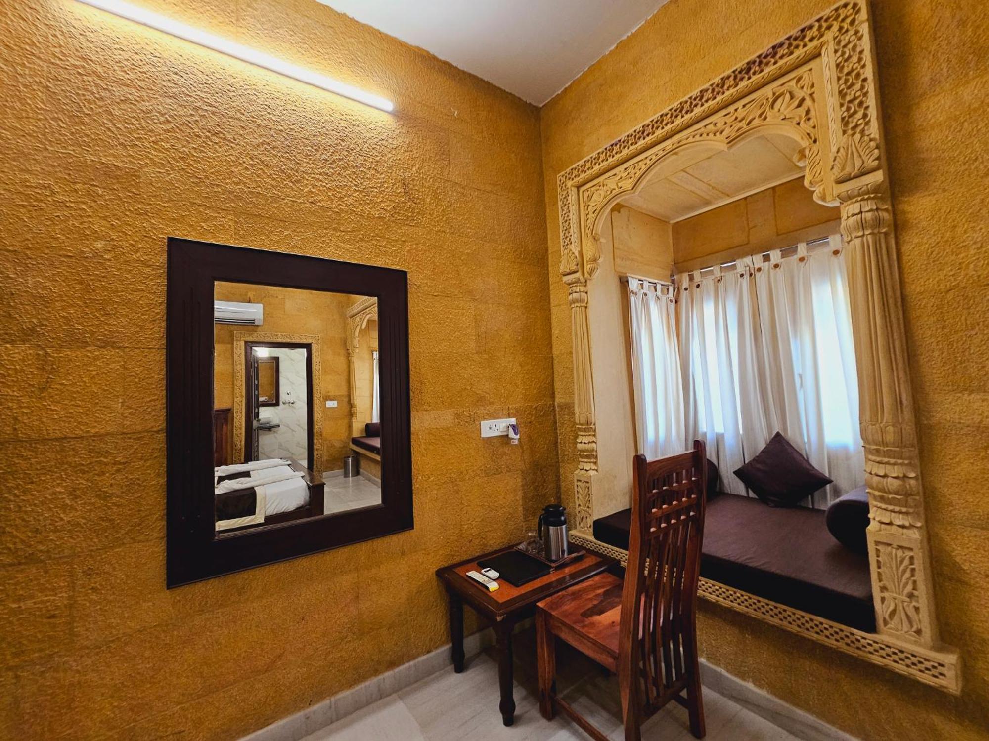 Hotel Royal Джайсалмер Екстериор снимка