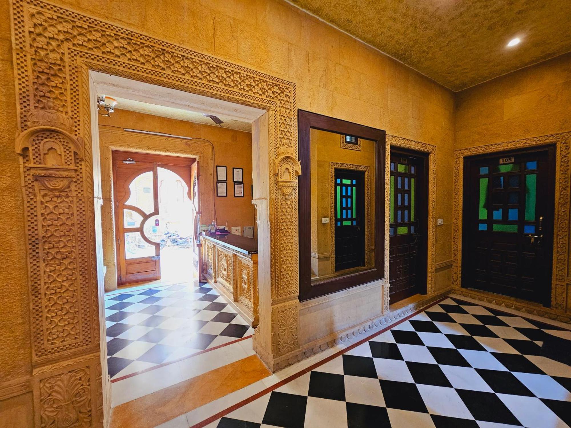 Hotel Royal Джайсалмер Екстериор снимка